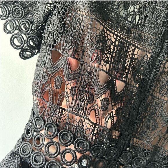 Alexis  - Picture 5 of 8